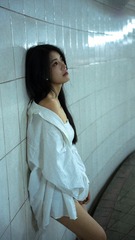 001