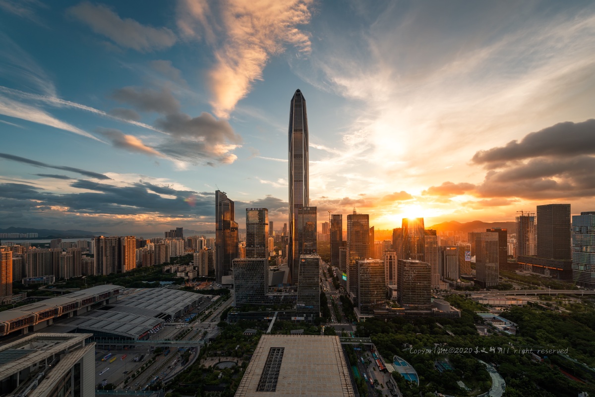 平安金融中心冲破想象——2021尼康主题摄影大赛2021我的年度摄影作品