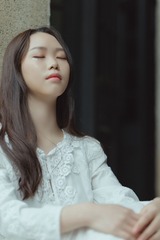 1880404