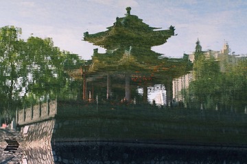 001