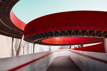 138040