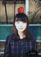 005U8999small.jpg