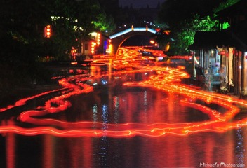 江南水乡——西塘夜景游船长曝光特写.jpg