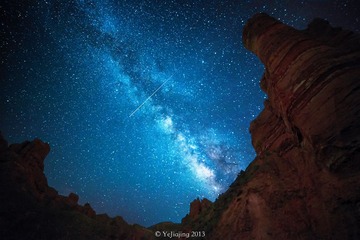箭扣银河-流星20130803.jpg