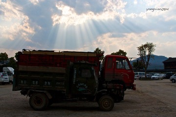 和顺-破车.jpg