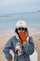 001