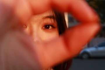 001