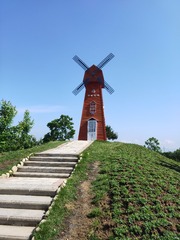 4186