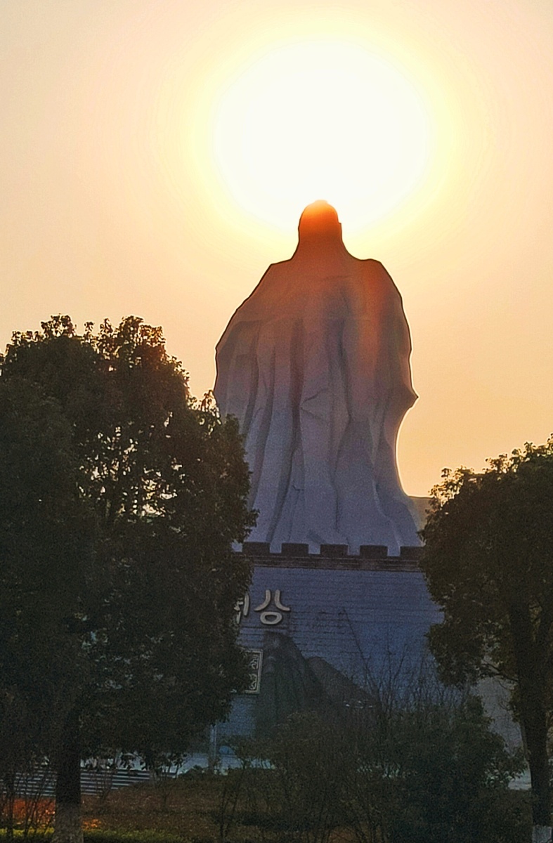 皖公神像安徽潜山市