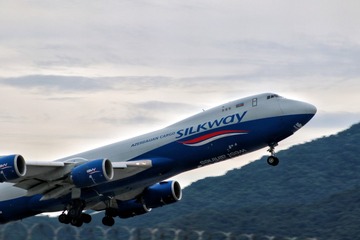 344910