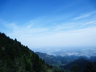 903580