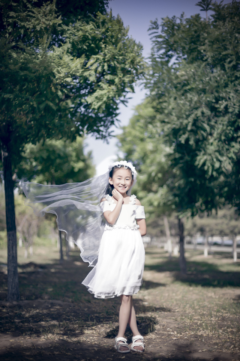 小孩抓拍特写风光人像街拍色彩 打开微信,使用"扫一扫"即可将网页