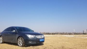 1000002261