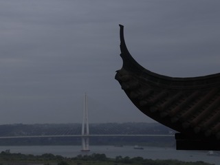 153125