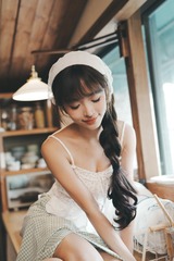 1873616
