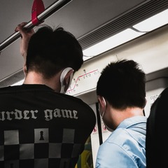 72318