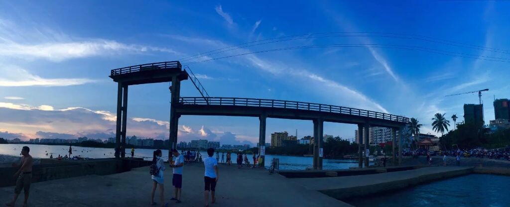 琼海,万泉河,城市,老人,溺水