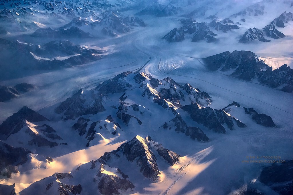 摄于格陵兰上空。