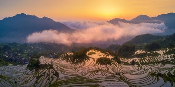 云和日出