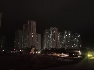1123594