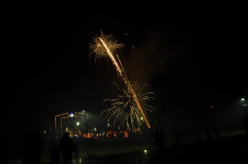 3261318