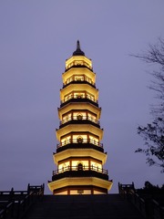 181543