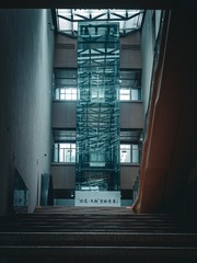 1000083433