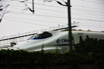 235087