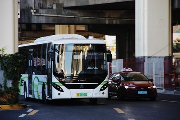231216