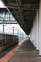 235068