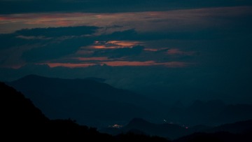 1000249351