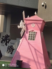 16047