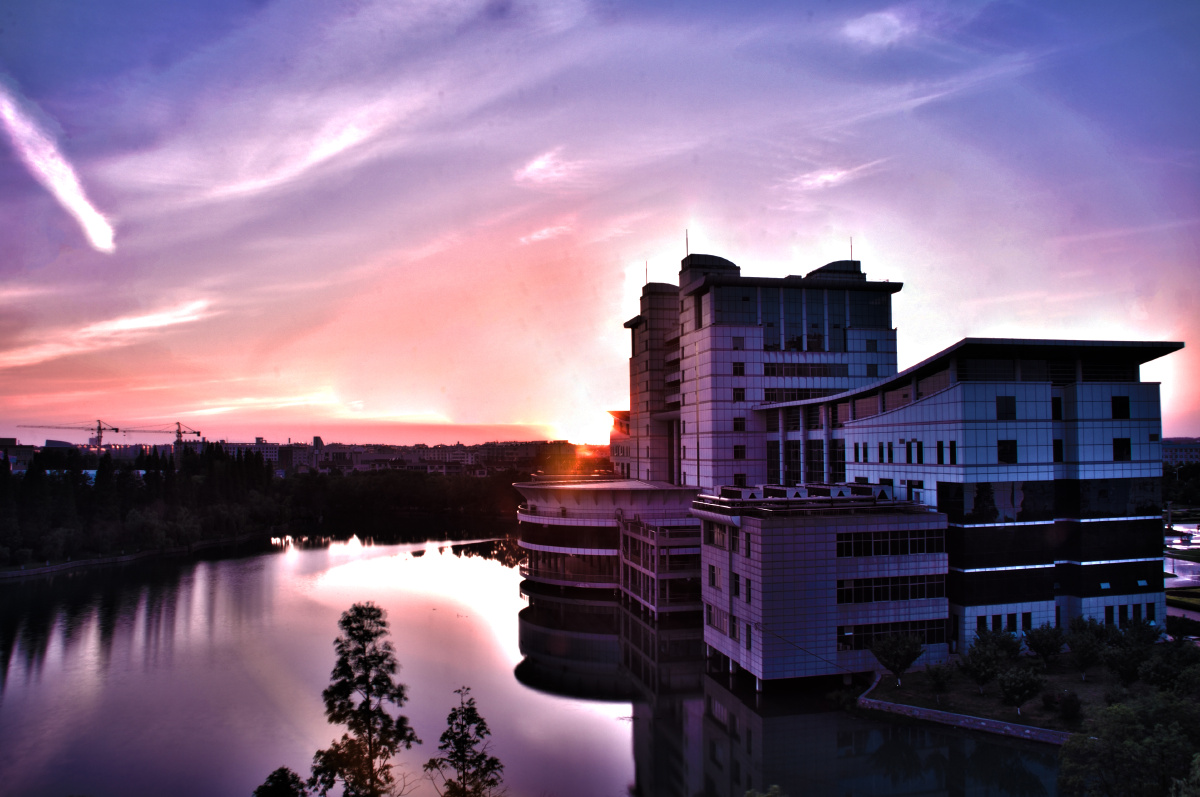 孝感学院图书馆