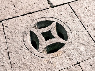 001