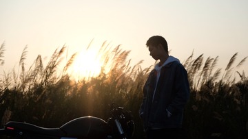001