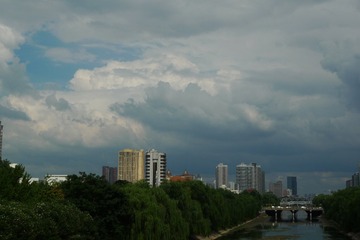 201040