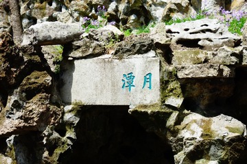 163482
