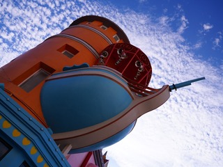 114624