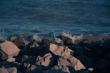 001
