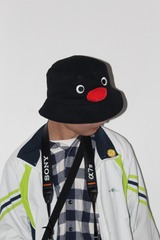157704