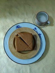 4436