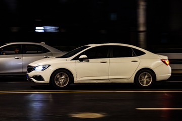 235748
