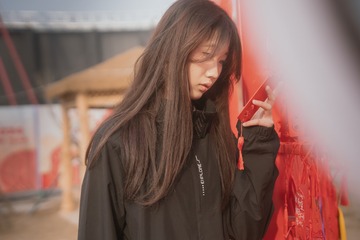 001