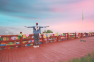 1098313