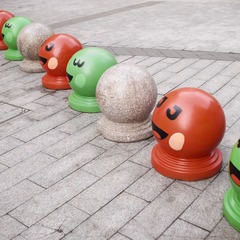 001
