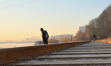 26021