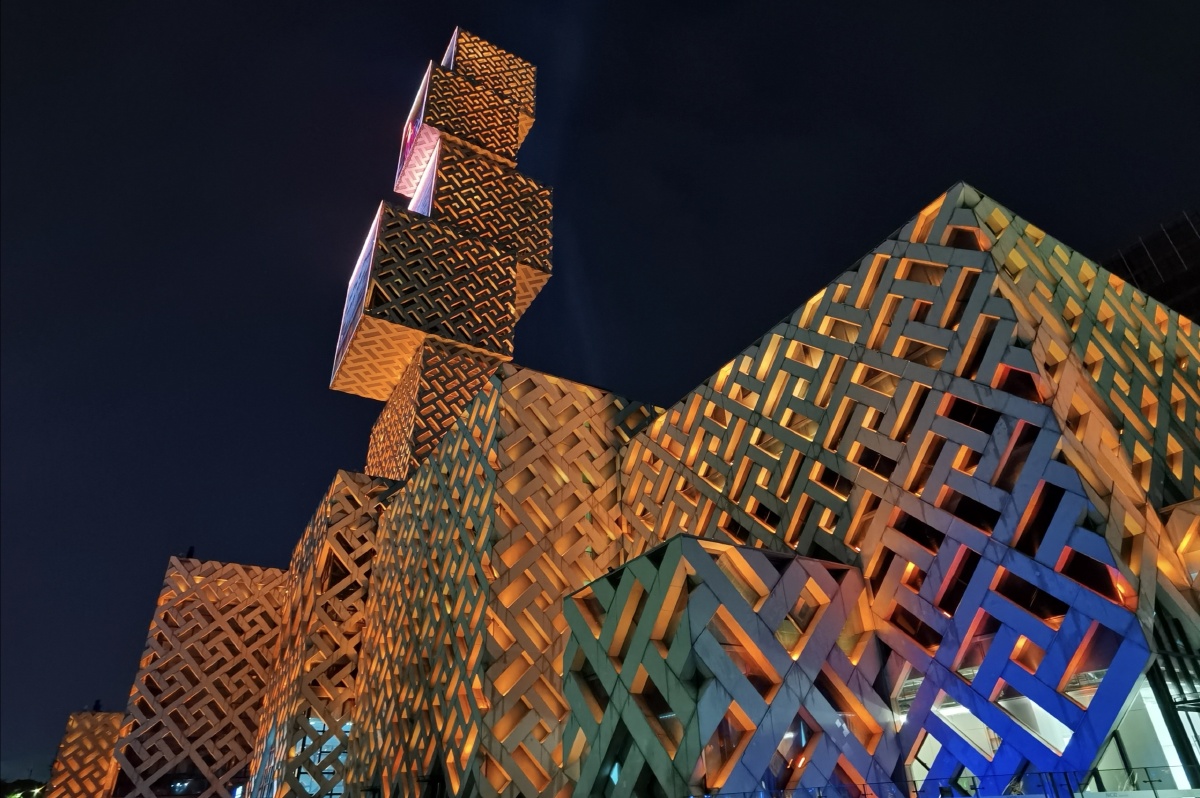 佛山方塔灯光秀国庆