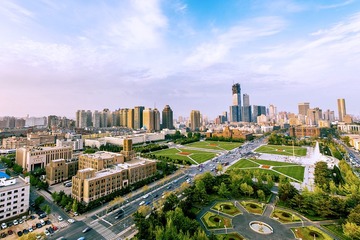 人民广场白天
