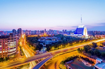 电视台入夜9