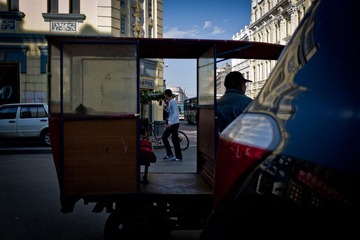 L1003055-1.jpg